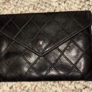 EUC Authentic CHANEL Card Holder / Card Case Diamond Quilted mini CC  BLACK